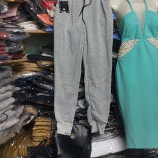 Quần jogger thun nỉ