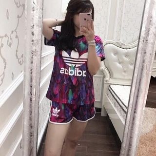 Bộ thể thao hoa