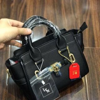 Túi xách chuẩn