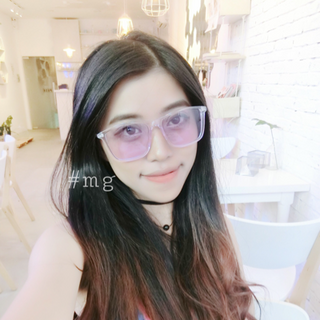 Kính v tây trong