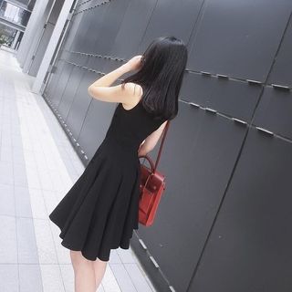 Đầm body cát hàn
