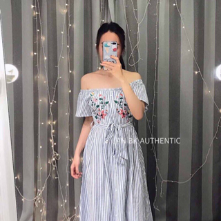 Đầm xoè trễ vai thêu hoa y hình