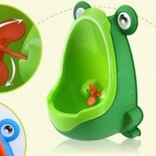 Bệ tiểu mini gắn tường cho bé