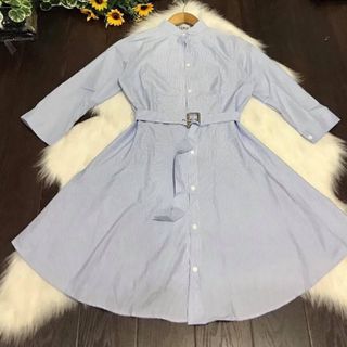 Đầm xoè tay lỡ kèm belt