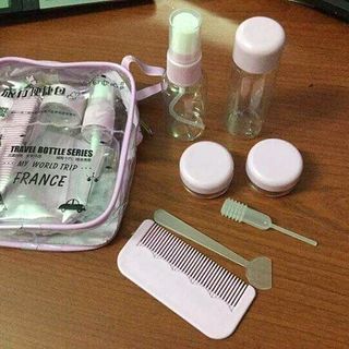 Bộ chiếc mĩ phẩm