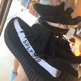 Giày thể thao chuẩn 11 auth