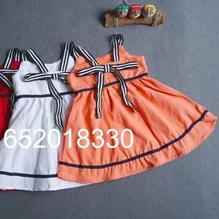 Váy nơ trước