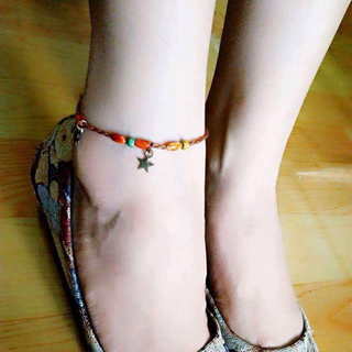 Giày dép thổ cẩm