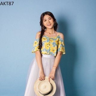Akt-87 áo kiểu nữ 2 dây trễ vai form rộng in bông vàng