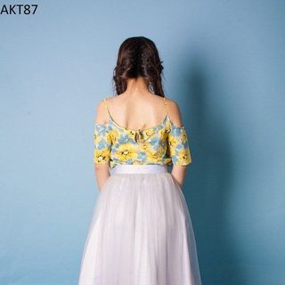 Akt-87 áo kiểu nữ 2 dây trễ vai form rộng in bông vàng
