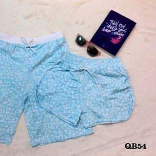 Qb54 quần đôi đi biển họa tiết bông hoa