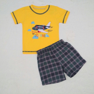 Quần áo trẻ em carters