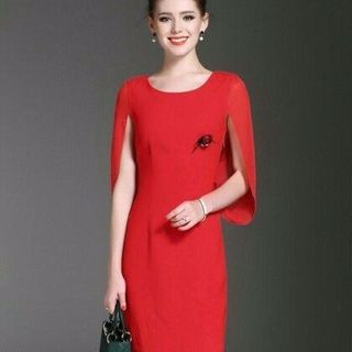 Đầm ôm phối tay cánh tiên