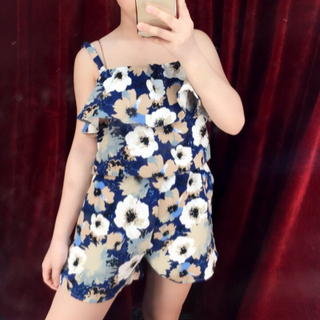 Jumpsuit bèo ngực