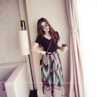 Đầm maxi tùng xoè thổ cẩm