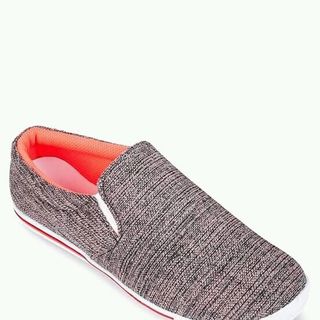 Slip on 837sarisiu