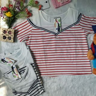 Áo rớt vai sọc ngang