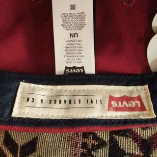 levis