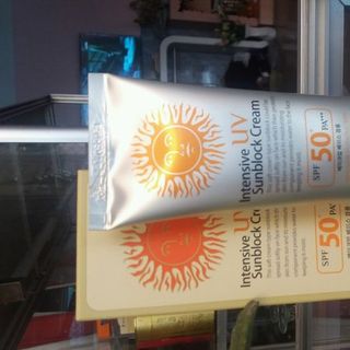 kem chống nắng 3W INTENSIVE UV SUNBLOCK CREAM