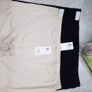 Quần đùi cho các bà bầu mặc váy