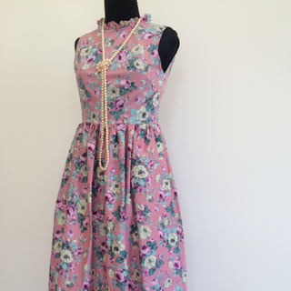 váy xoè hoa đẹp