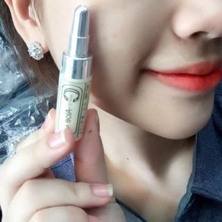 Tinh chất trị mụn CC White