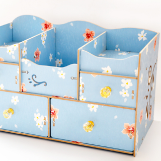 Kệ đựng mỹ phẩm gỗ dày DIY