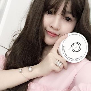 Kèm dưỡng trắng Body CC White