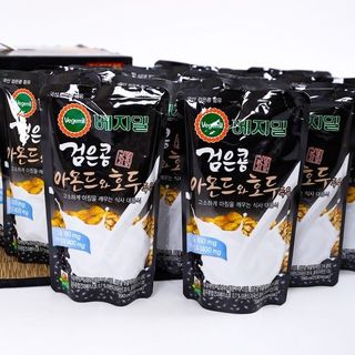 Sữa đậu nành Vegemil óc chó hạnh nhân đậu đen Hàn Quốc