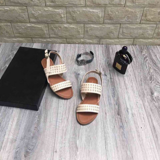 Sandal mẫu mới