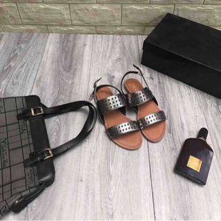 Sandal mẫu mới