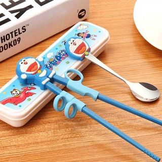 Bộ thìa đũa tập ăn doremon kitty cho bé