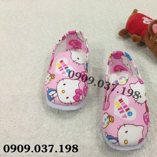 Giày màu hồng hellokitty