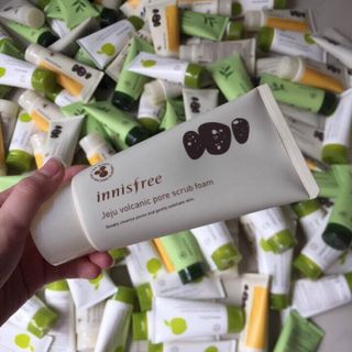 Innisfree Jeju Volcanic Pore Scrub Foam
