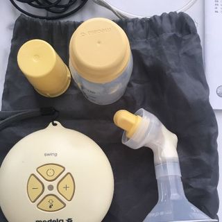 Máy hút sữa Medela - hàng Mỹ