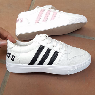 giày adidas