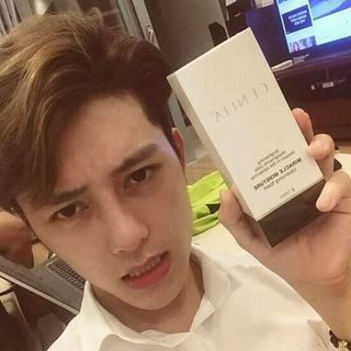 sữa rửa mặt CENLIA