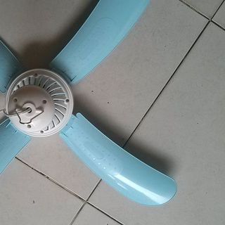 Quạt trần mini quạt treo trong mùng - màn