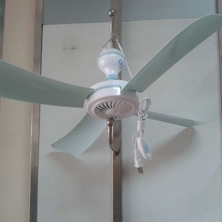 Quạt trần mini quạt treo trong mùng - màn