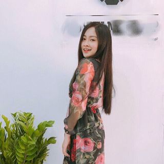 Đầm hoa hồng đuôi cá quảng châu