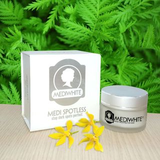 KEM TRỊ THÂM MỤN MEDI WHITE