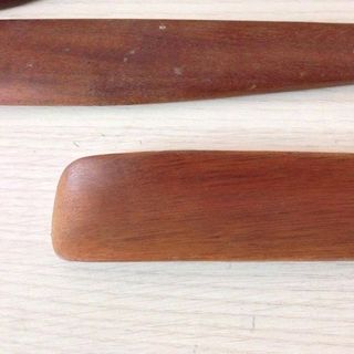 Cây xỏ giày cây gãi lưng bằng gỗ