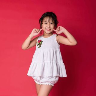Y8 set bộ trắng