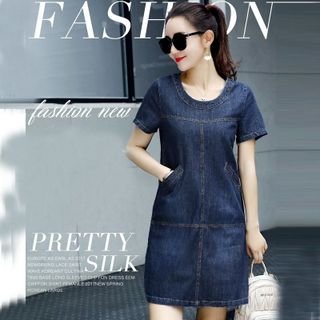 Đầm Jean Suông Cổ Tròn Phối Túi