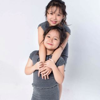 Y2 đầm body