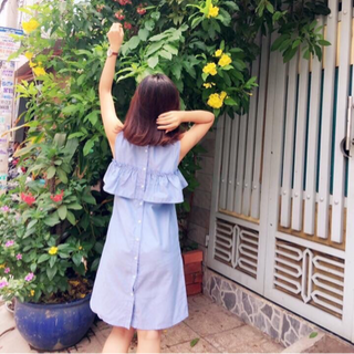 đầm suôn bèo ngực