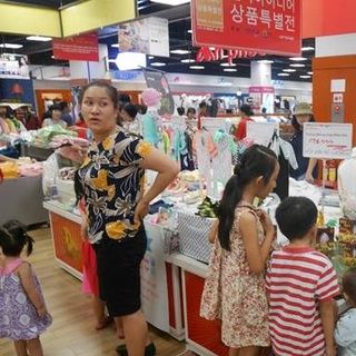 Ấp trứng khủng long bằng nước Hàn Quốc