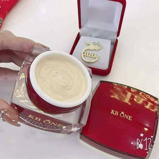 kem VIP đỏ