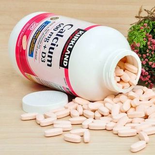 Viên Uống Bổ Sung Canxi Kirkland Signature Calcium 600mg D3 500 Viên
