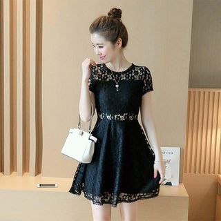 đầm xòe viền ren chỉ